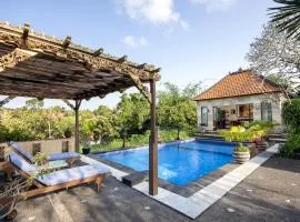 Villa Air Terjun Bucuan