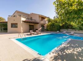 Villa Leyland、ファリラキのホテル