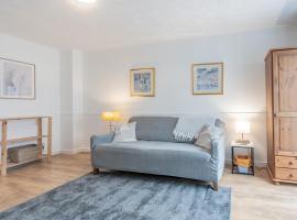 Pass the Keys Cosy home Basildon Ideal for contractors, hotel in Basildon