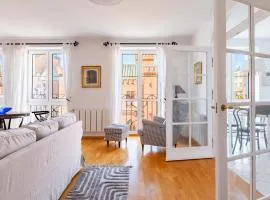 Horyzont Apartamenty- Apartament Ratuszowy- stylowy apartament dla 6 osób w samym sercu starówki