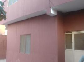 Ensuite, ξενοδοχείο σε Ejigbo