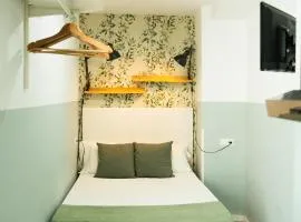 GoToSeville Mini Studio