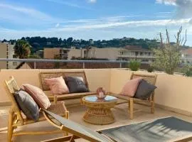 Studio moderne centre-ville proche plage