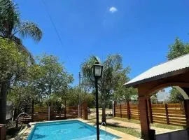 Casa con Pileta a Cuadras de la Playa