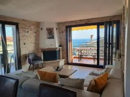 Teo`s Seaview Apartment Nikiti