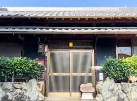 ギャラリー宿　INNAHOUSE ANDAGALLERY