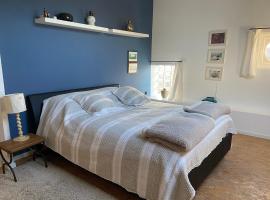 Le pigeonnier des voyageurs Le pigeonnier des voyageurs aéroport Charleroi, Hotel in Pont-à-Celles