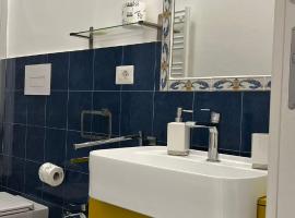 Lo Nardo Accommodation, hotel with parking in Lipari