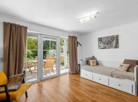 EG Apartment - WLAN - Terrasse - Parkplatz