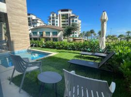 Playa Escondida Luxurious Ground Floor, ξενοδοχείο σε María Chiquita