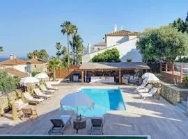 Home4u Mediterranean Sea Views Villa Alkaff