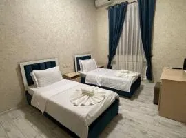 Green Hotel