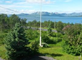 Fjord House, hotel a Fornes