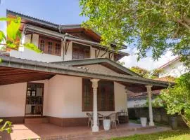 The Quiet House - Hikkaduwa