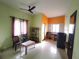 Sree Sai guest house, hotell i Arambol