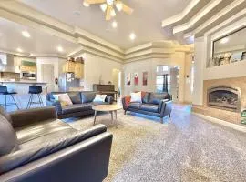Spirit of the Rock Large Vacation Home in Kanab