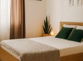 Rise & Shine Apartment