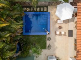 Casa Varanda Guaecá Pet Friendly, Heated Pool, hotel a São Sebastião