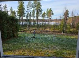 Villa kuukkeli paritalossa