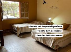 Hosteria Huaco, B&B in Huaco