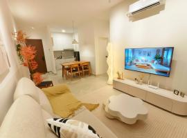 Aliff Height Tampoi 2BR Warm Japanese Pool View 5pax I PetFriendly I Netflix 2Carpark, hotel que aceita pets em Johor Bahru