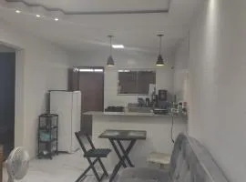 Casa com 2 Quartos e Churrasqueira, No Alto da Rasa