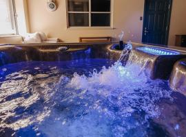 The Perfumers House Hot Tub, near the Beach FLORIDA ST PETERSBURG, hotel v destinaci St Petersburg