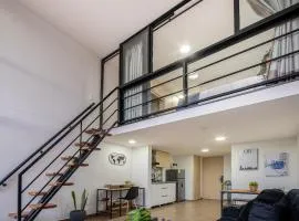 H103 I Spacious Luxury Duplex I Central