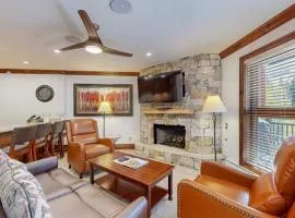 Luxury Ski In, Ski Out 1 Bedroom Mountain Residence In The Heart Of Lionshead Village With Heated Slope Side Pool And Hot Tub
