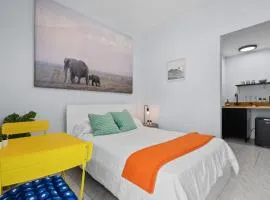 PR Rentals Ocean Park Beach Apartment 2