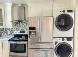3 bedrooms, hotel v destinaci Deer Park