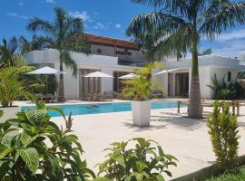 Luxury 4 BR Villa, hotel v destinaci Kinondo