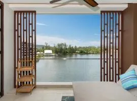 Luxury Infinity Sky Pool Suite Angsana Laguna Lakeside