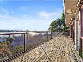 Coastal Comfort - Views for the Whole Crew, ξενοδοχείο σε Ταουράνγκα