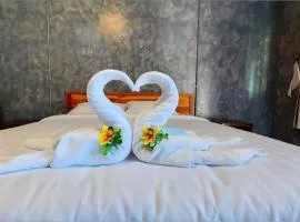 J House Has Love 1