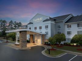 Fairfield Inn and Suites by Marriott Emporia I-95, hotel in Emporia