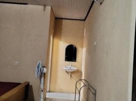 Homestay Mamalis，位于布纳肯的别墅