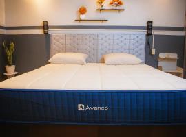 Penginapan The Guardians, hotel en Silangit International Airport