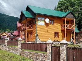 Котедж Лісова тиша, hotel in Synevyrsʼka Polyana