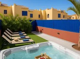 Beach and Golf Holiday Home with private jacuzzi