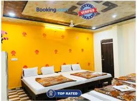 Hotel BNK Residency Near Temple and Railway Station