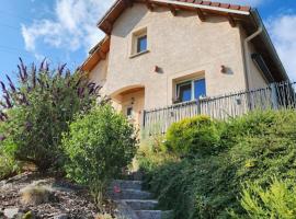 maison, hotel in Le Thillot