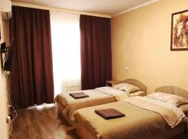 Василя Стуса 10 City Rooms