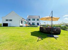 Gaia Luxury Pool Villa Khao Yai, ξενοδοχείο σε Ban Bung Toei