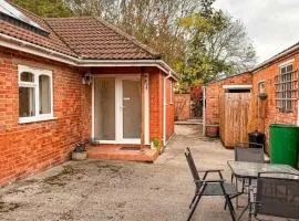 Watchfield Highbridge 3BR Bungalow
