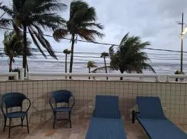 Lindo Apto 2 dorm, Frente Mar