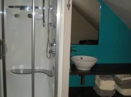 Vakantiewoning Cottage D&N te Passendale, hotel v mestu Zonnebeke