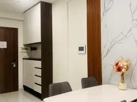 1 bedroom apartment-pool-gym-center-Aeon mall