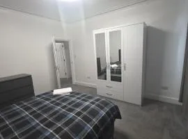 Superb luxury stay Croydon London