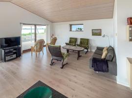Lovely Home In Sunds With House Sea View, hotel en Sunds